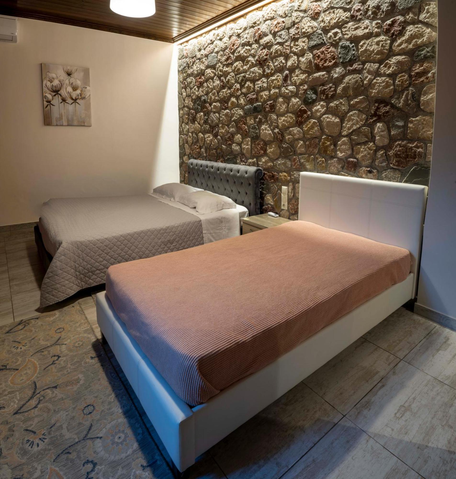 Liontos Rooms Праманта Экстерьер фото